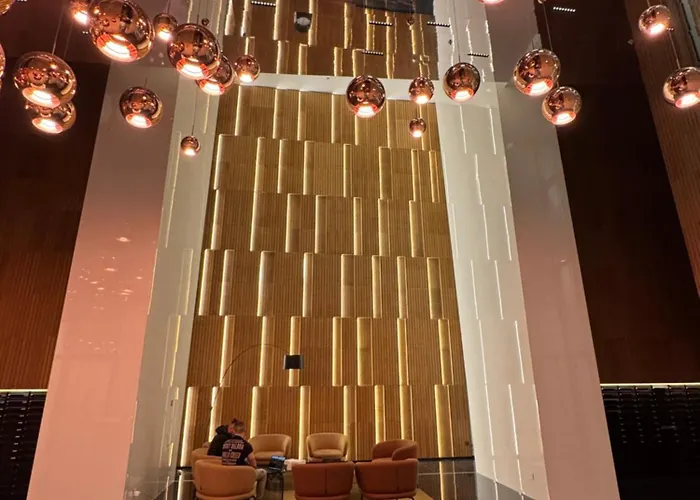 Eurovea Tower River View Down Town アパート *