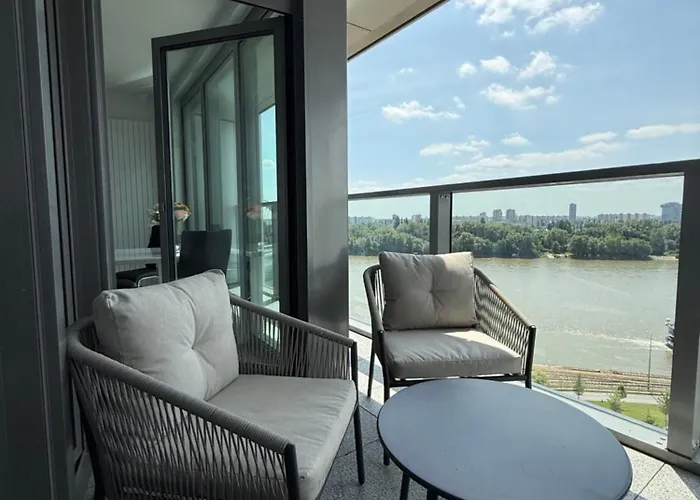 Eurovea Tower River View Down Town Apartmán